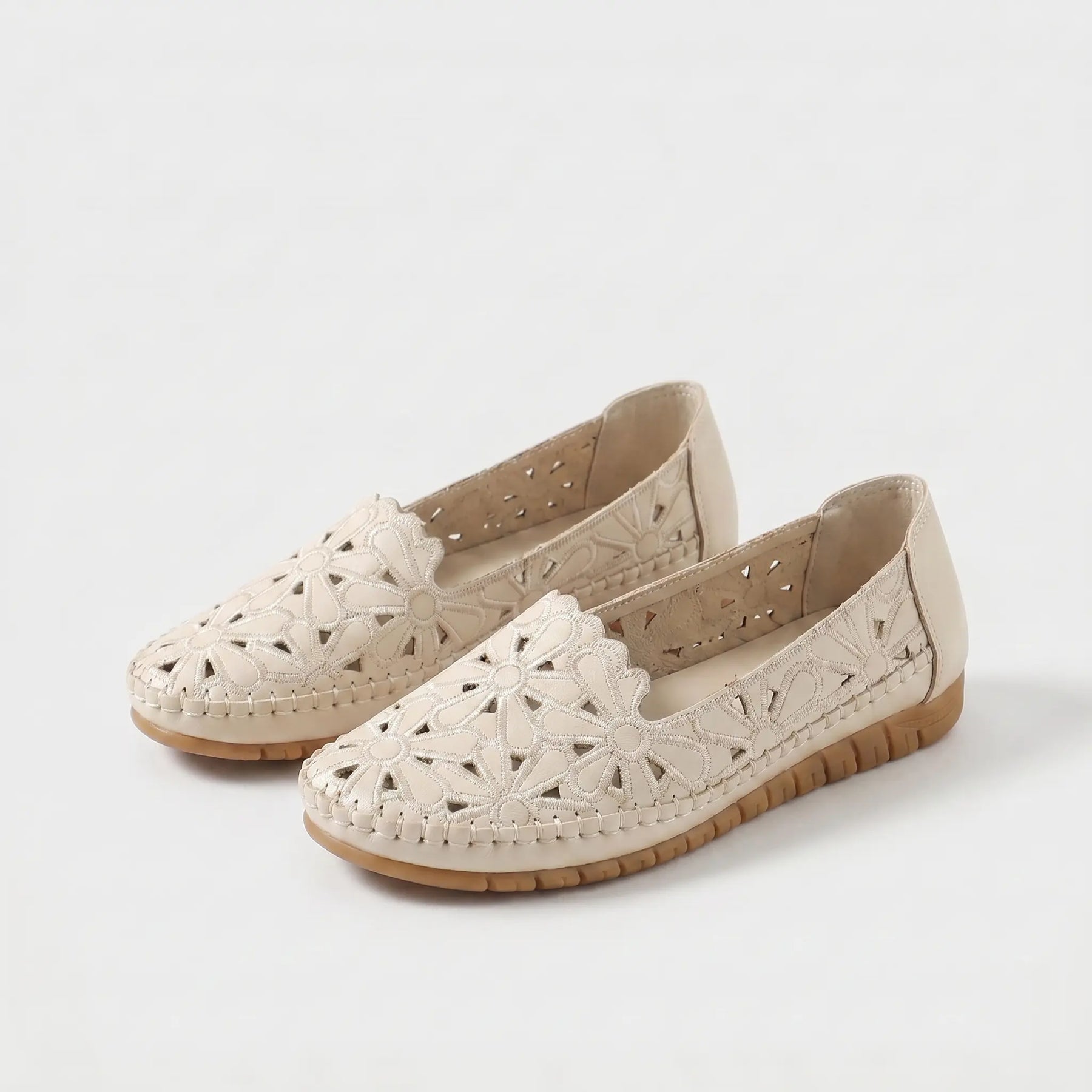 Violet | Floral Embroidered Comfort Ballet Flat
